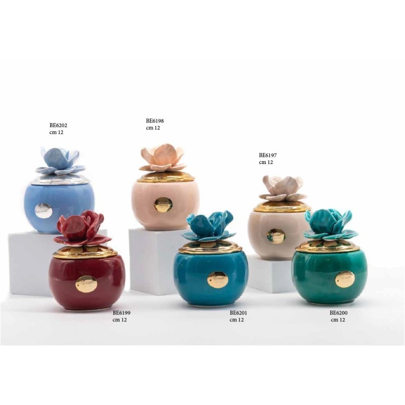 Candela Artigianale 12cm con Rosa - Eleganza per la Tua Casa Candela Artigianale 12cm con Rosa - Eleganza per la Tua Casa