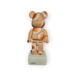 Bearbrick Medio Rosa 21x9cm - Eleganza e Design Unico