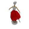 Ballerina in Tulle Rosso: Decorazione Elegante per Casa Ballerina in Tulle Rosso: Decorazione Elegante per Casa