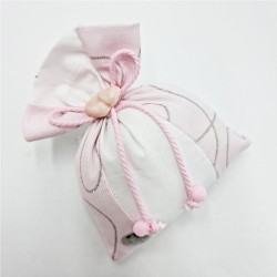 Sacchetto Rosa in Piquet: Bomboniere Eleganti e Personalizzate