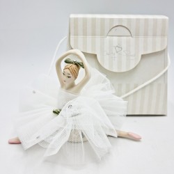 Ballerina in Porcellana: Eleganza per la tua Casa