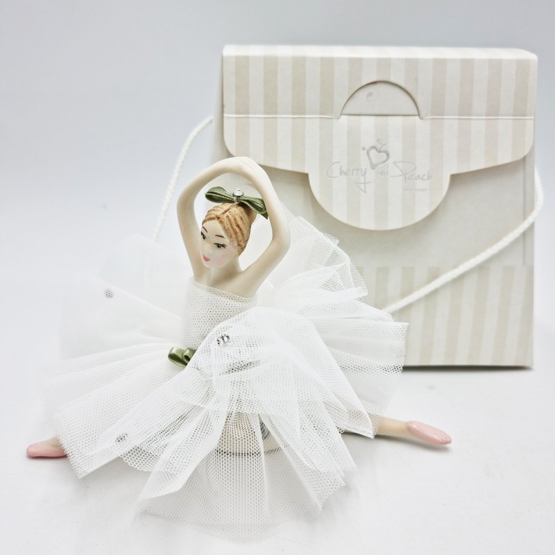 Ballerina in Porcellana: Eleganza per la tua Casa